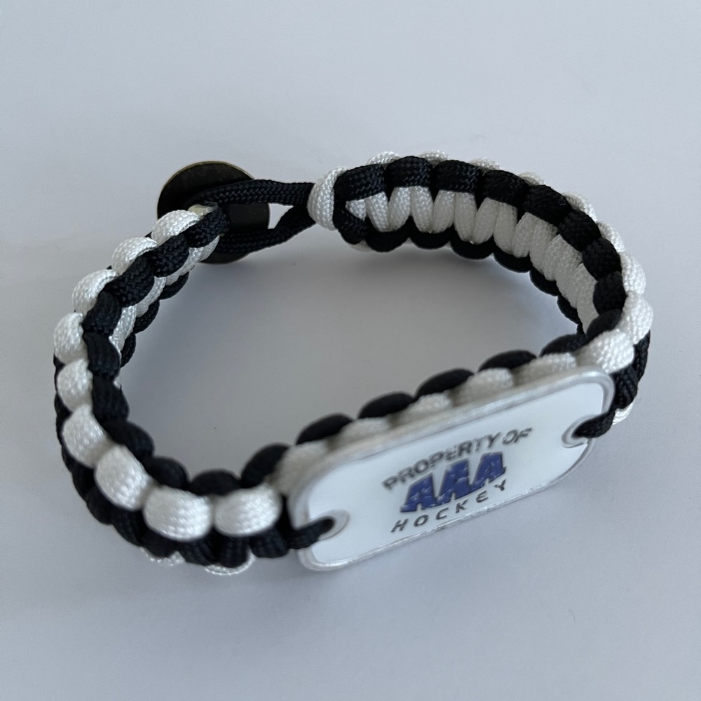 Hockey Lace Black and White Bracelet Unisex